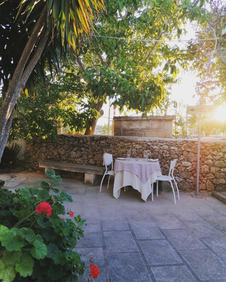 Villa Agriturismo Il Sorriso Degli Ulivi - Dimora Di Charme Gallipoli Exterior foto